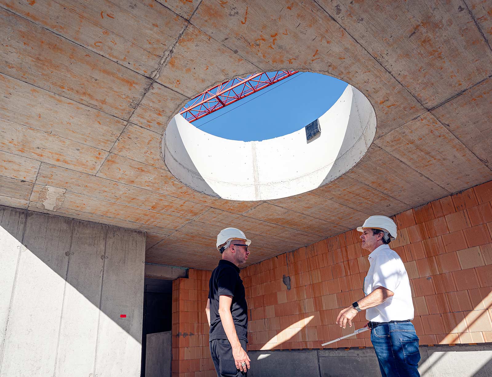 dg bwv fotos baustelle personen 02 loch